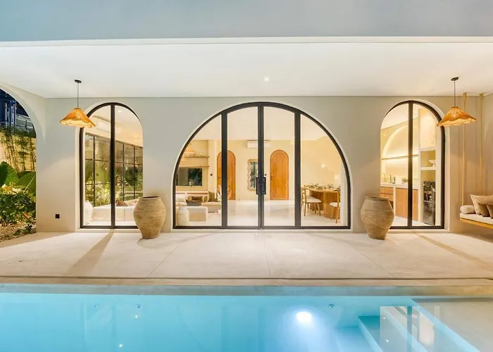Villa Dream - Brand New Luxury 8mins Walk To *